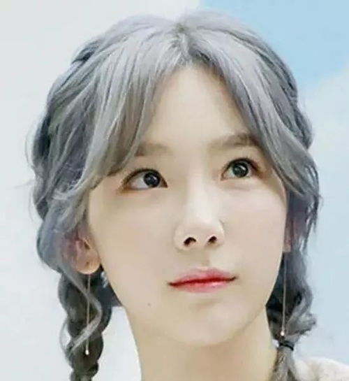 個性少女風隨意切換 解鎖最流行的發(fā)色靈感，盡在青木信息